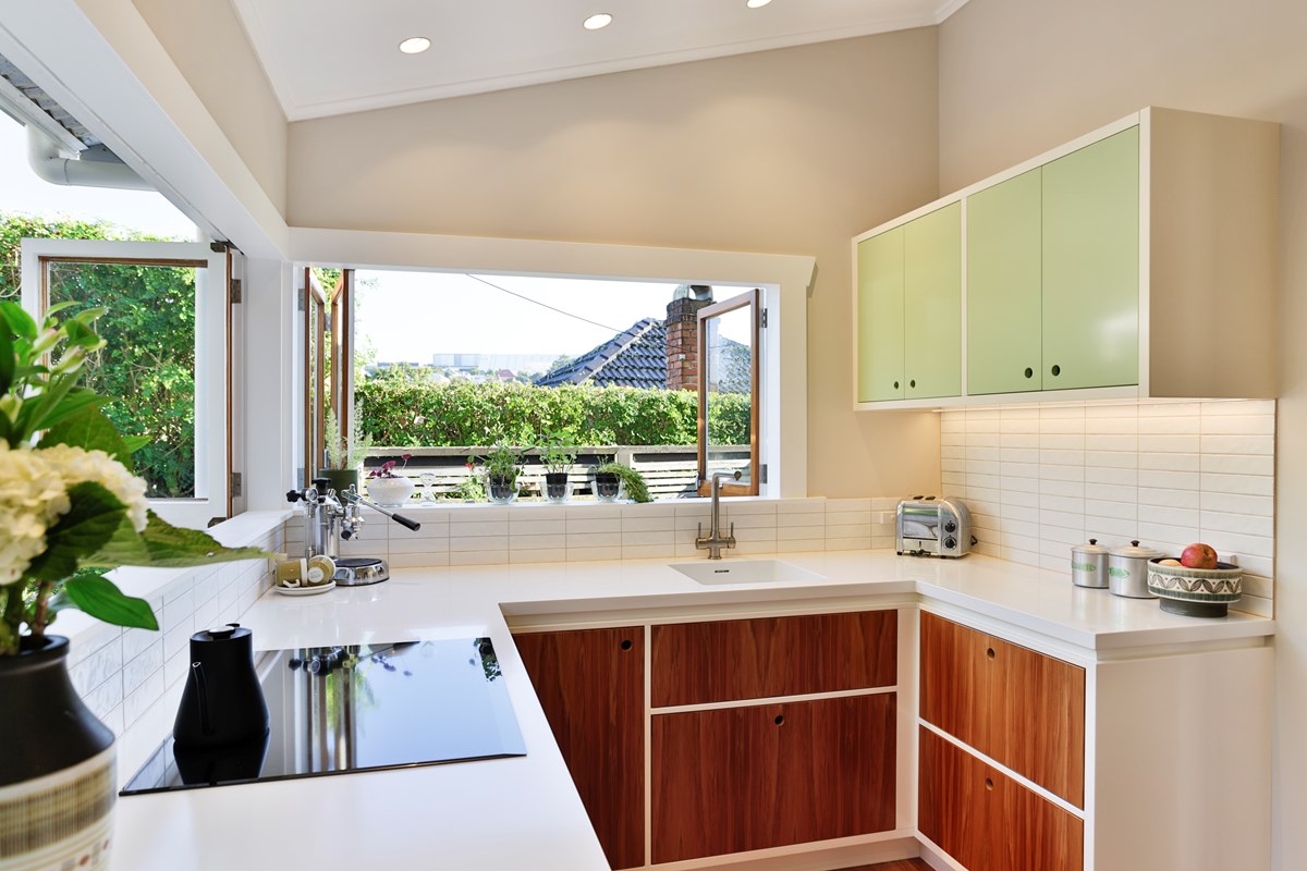 BW Natural Veneer Heart Rimu - Sean Monk 3